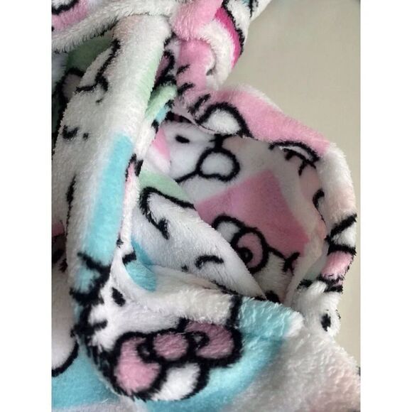 Sanrio Hello Kitty Soft Plush Short Belted Robe Women’s Sz L With Pockets NEW - Picture 5 of 11